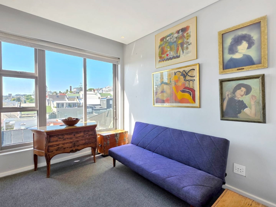 To Let 2 Bedroom Property for Rent in Green Point Western Cape